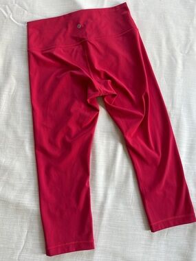 Lululemon Berry Pink Align High-Rise Crop 21" | 10 NWOT